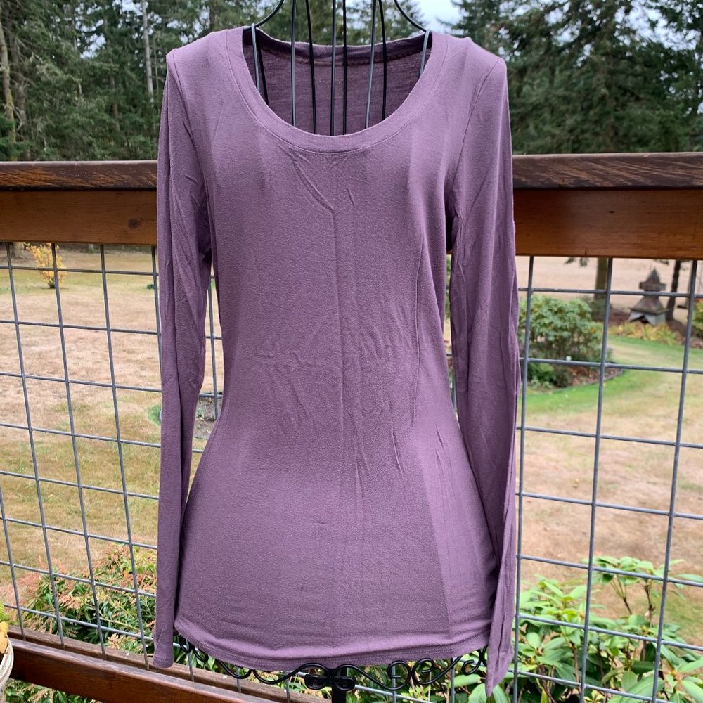 Maurices Ladies size Small Mauve Long Sleeve Pullover Shirt